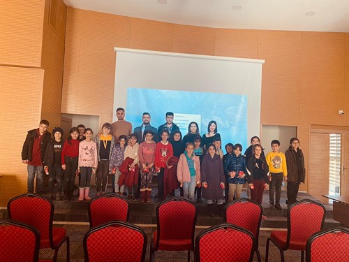 Kıymetli Çocuklarımızın İlçe Halk Kütüphanesinde Sinema Keyfi 